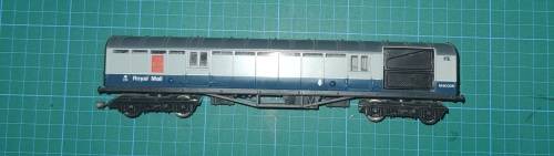 Hornby coaches - OO scale