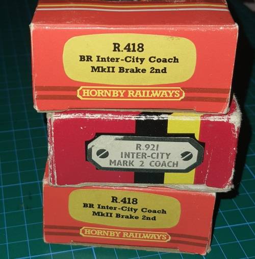 Hornby coaches - OO scale
