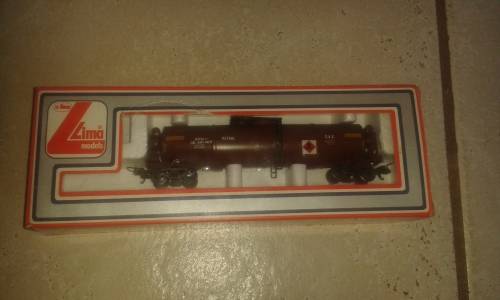 Lima SAR Petrol Tanker (Boxed)