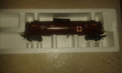 Lima SAR Petrol Tanker (Boxed)