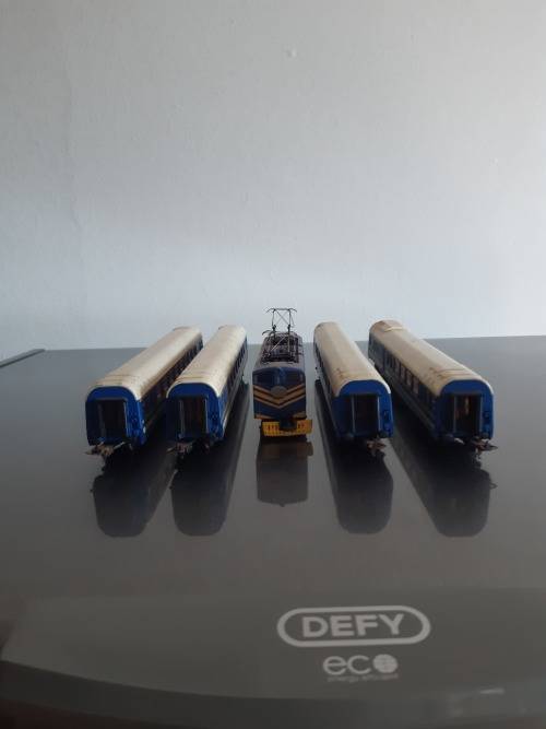 Lima blue train