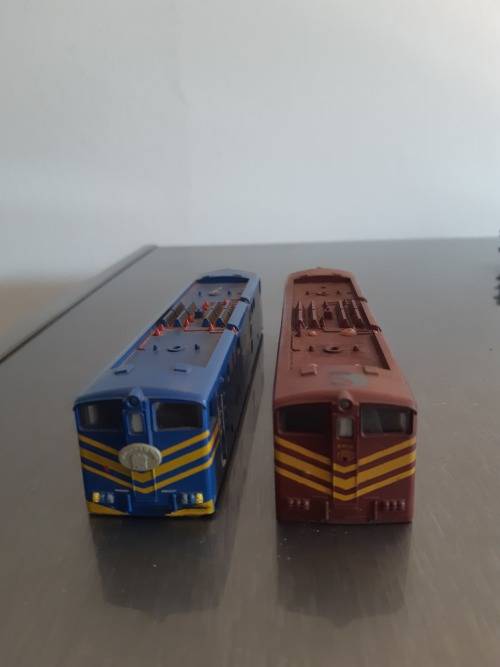 2 Lima SAR 5E locomotive shells