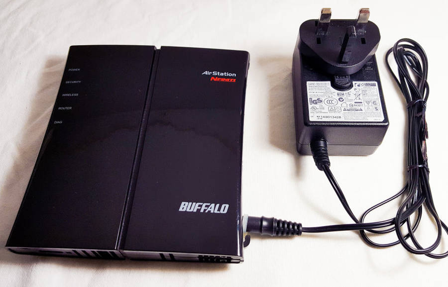 Buffalo WHR-G300N V2 AirStation Nfiniti Wireless-N Router and Access Point