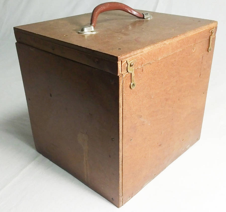 Eumig P8 Cine Movie Film Projector: Prized Collector's Item