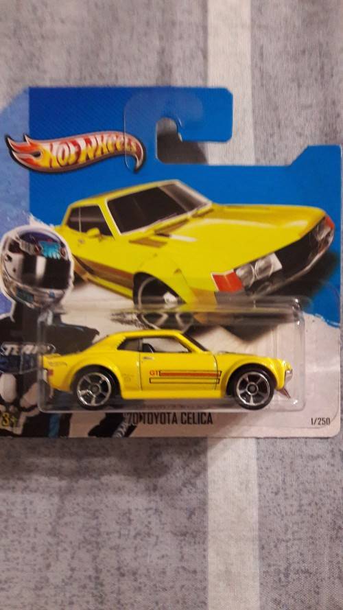 Hot Wheels 70 Toyota Celica 2013