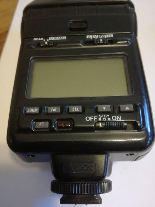 NIKON SPEEDLIGHT SB-24 FLASH.