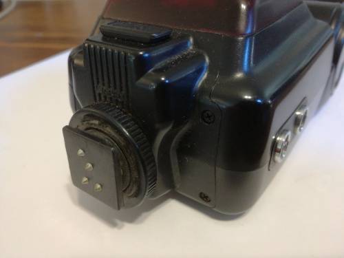 NIKON SPEEDLIGHT SB-24 FLASH.