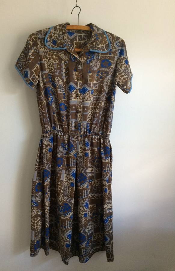 **SALE !!**VINTAGE DRESS BLUE & BROWN LEAVE DESIGN  SIZE 12-14