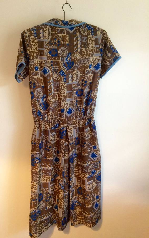 **SALE !!**VINTAGE DRESS BLUE & BROWN LEAVE DESIGN  SIZE 12-14