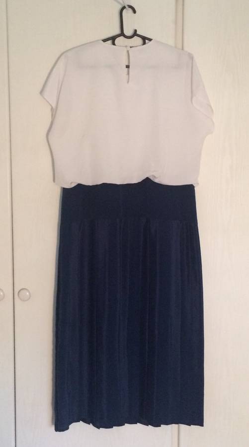 **SALE !! ** VINTAGE SHELLEY DRESS - SIZE 12