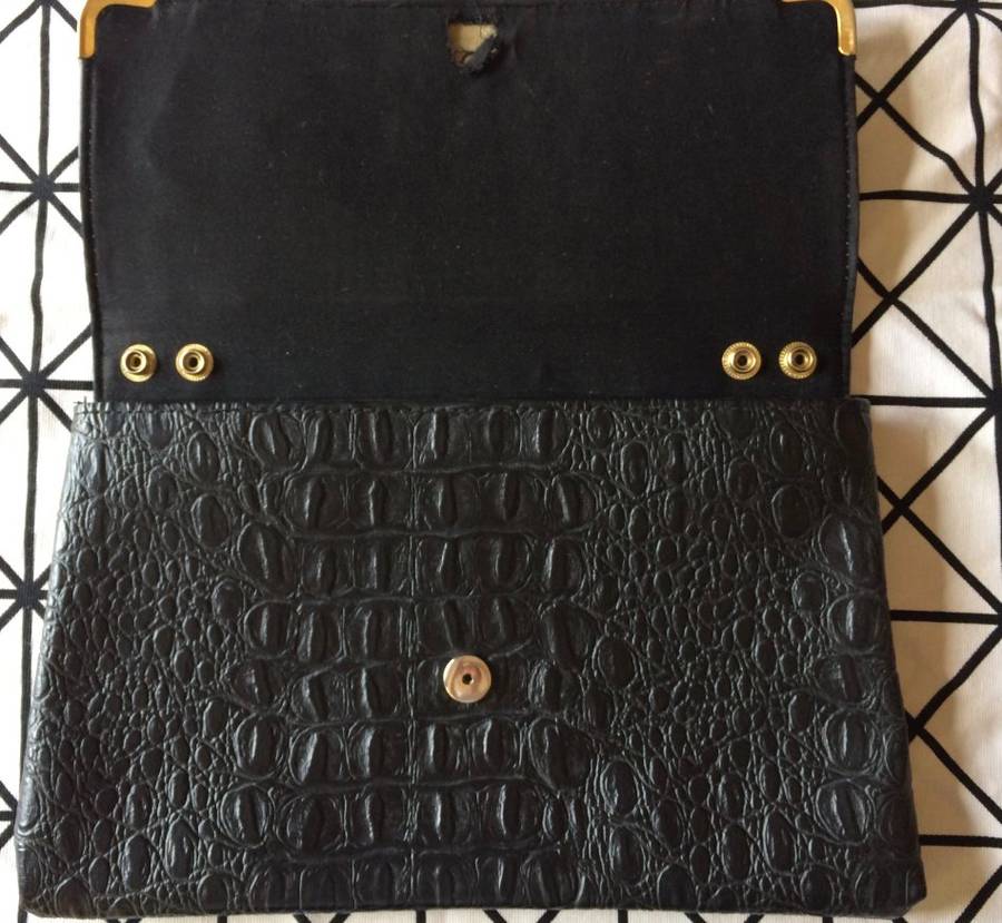** SALE !!  VINTAGE ORIGINAL CROCODILE CLUTCH BAG