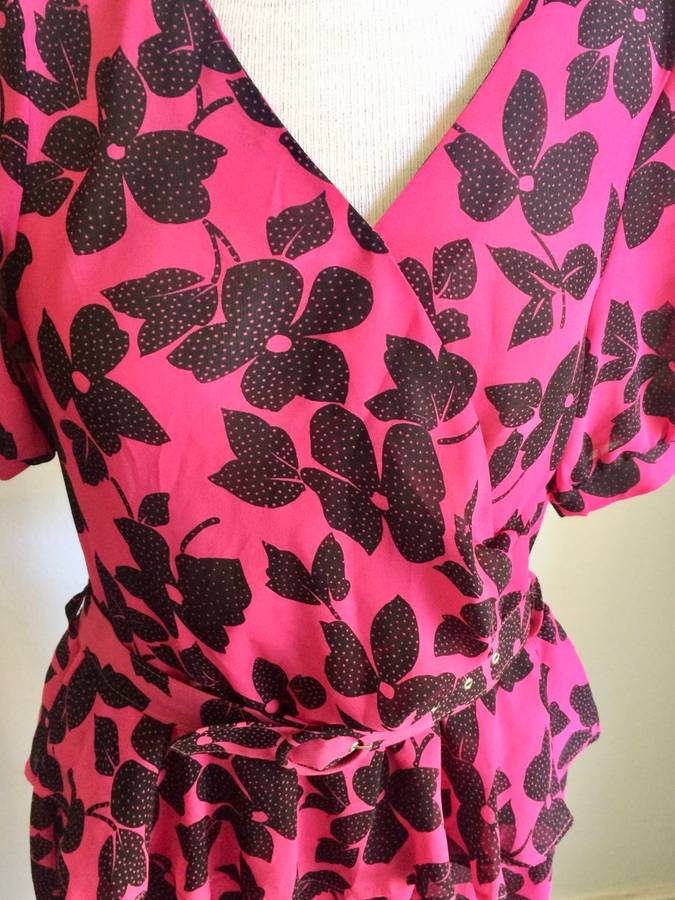 ##SALE##VINTAGE PINK AND BLACK FLOWERED PEPLUM DRESS  - SIZE 11 BUST 92 CM