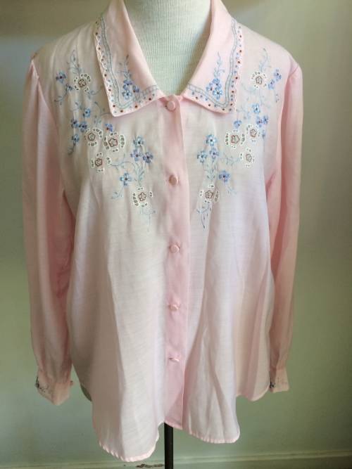 VINTAGE FEMININE EMBROIDED LONG SLEEVE SHIRT