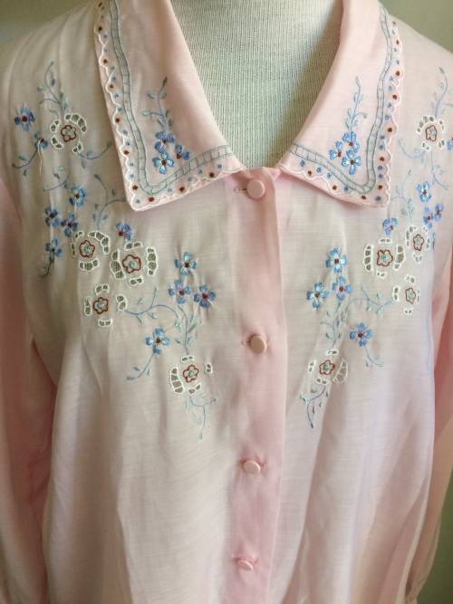VINTAGE FEMININE EMBROIDED LONG SLEEVE SHIRT