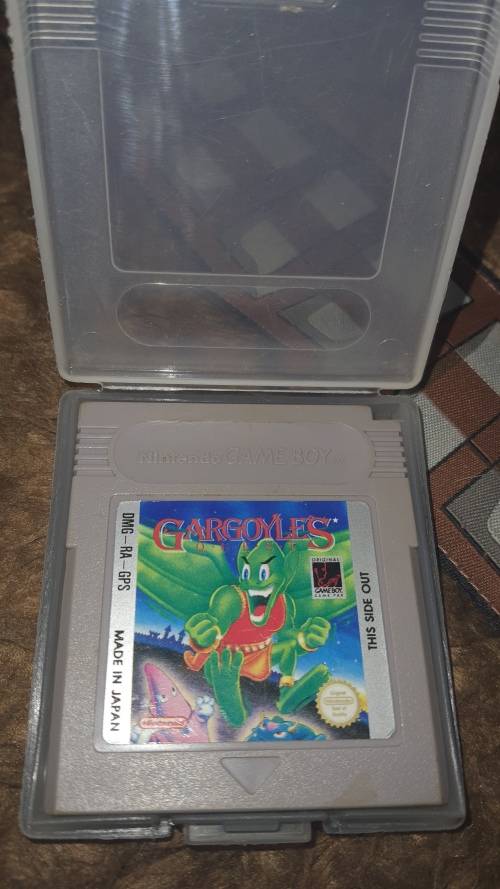 Nintendo Gameboy Gargoyles official game.
