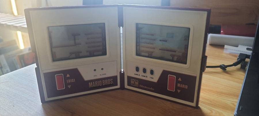 Original Super Marios Bros game.