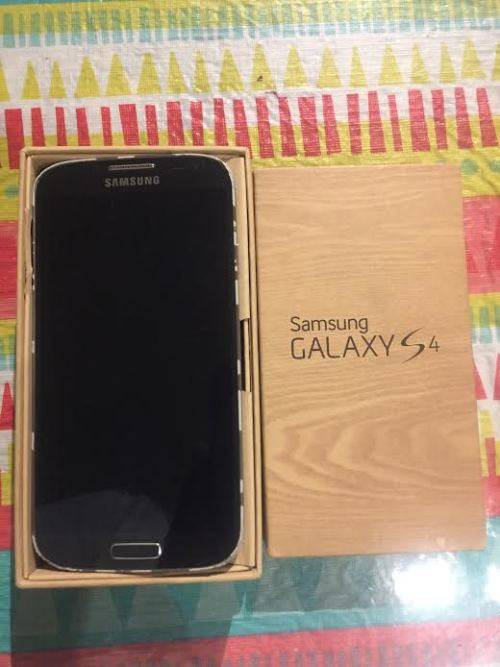 Samsung  Galaxy S4  32GB Black