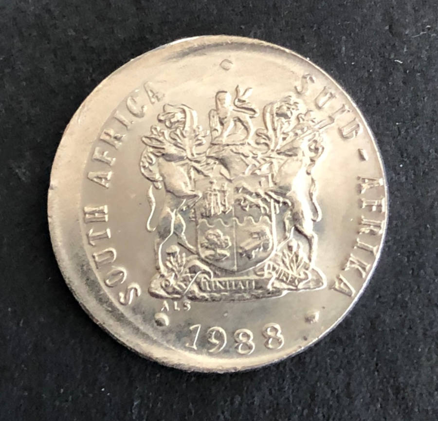 MAJOR MINT ERROR - 10c COIN STRUCK OFF-CENTRE!