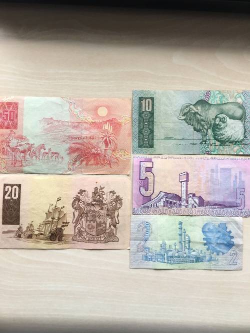 FULL RANGE OF BANK NOTES