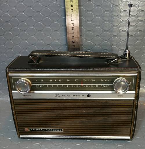 Awesome Highly Collectable Vintage National Panasonic Radio