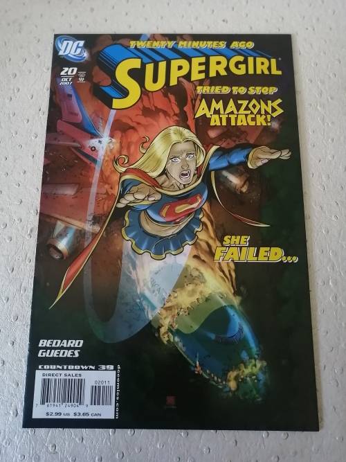 Highly collectable Supergirl 20 oct 2007 comic (Mint)