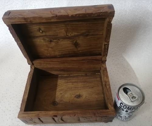 Magnificent!! Highly detailed hand carved solid wood trinket box