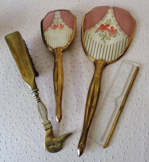 Beautiful Vintage Brass Grooming Set