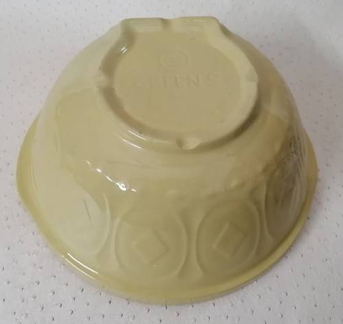 Stunning!!! Very Large Original Vintage Greens Bowl England (No Chips)