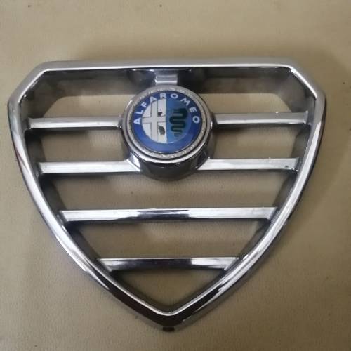 Vintage Heart Alfa Romeo Giulietta Gt Gtv Alfasud 33 Grille