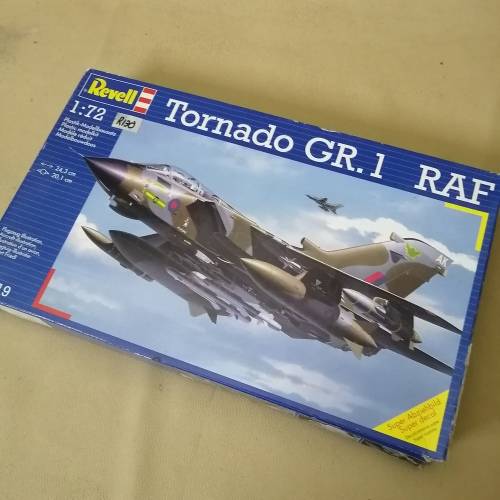 Tornado GR1 RAF Building Model (New in box)