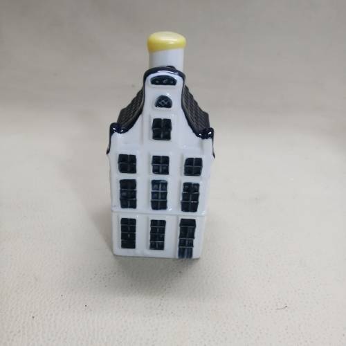 KLM BOLS DELFT HOUSE NO 19 (SEALED FULL, GOOD CONDITION)