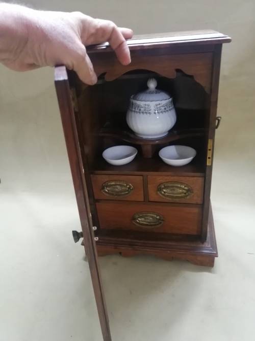 MAGNIFICENT!!! RARE ANTIQUE EDWARDIAN SOLID OAK SMOKERS CABINET