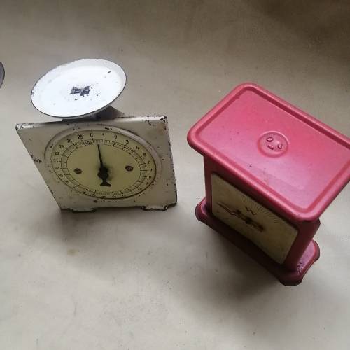 Beautiful Set of Vintage Enamel Scales