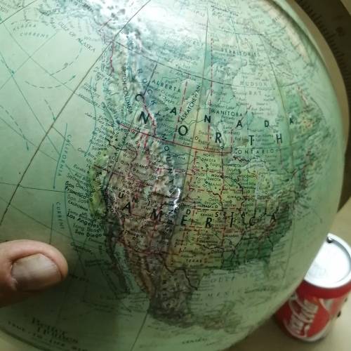 Vintage Better Homes and Gardens True-to-Life 12` Globe