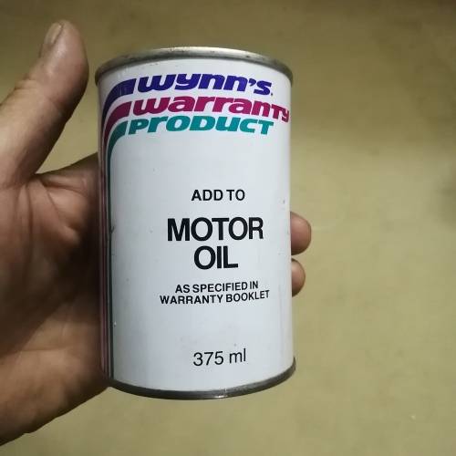 HIGHLY COLLECTABLE VINTAGE OIL TINS - STILL FULL AND SEALED