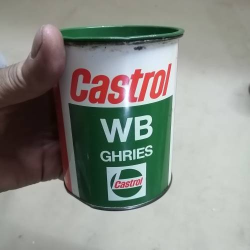 HIGHLY COLLECTABLE VINTAGE OIL TINS - STILL FULL AND SEALED