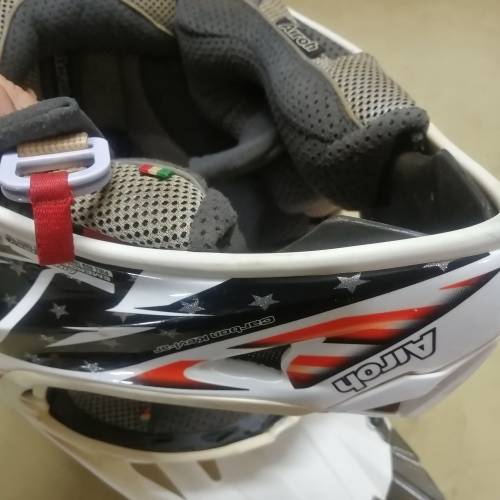 MINT CONDITION AIROH AVIATOR 2.1 CARBON KEVLAR HELMET SIZE L