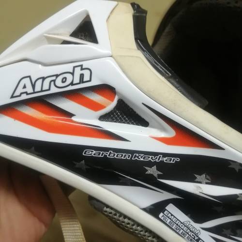MINT CONDITION AIROH AVIATOR 2.1 CARBON KEVLAR HELMET SIZE L