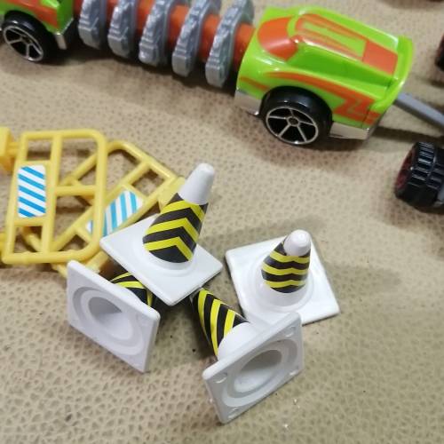 HUGE HOT WHEELS STORAGE TRUCK FILLED ON BOTH SIDES WITH HIGHLY COLLECTIBLE HOT WHEELS CARS