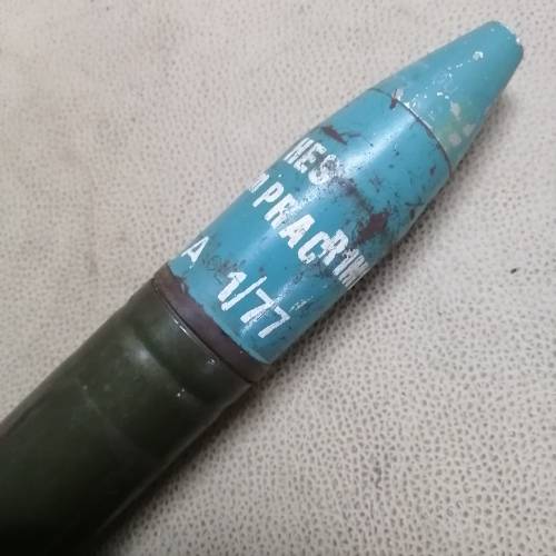 VINTAGE ORIGINAL 30mm PRACTISE R1MI ROUND
