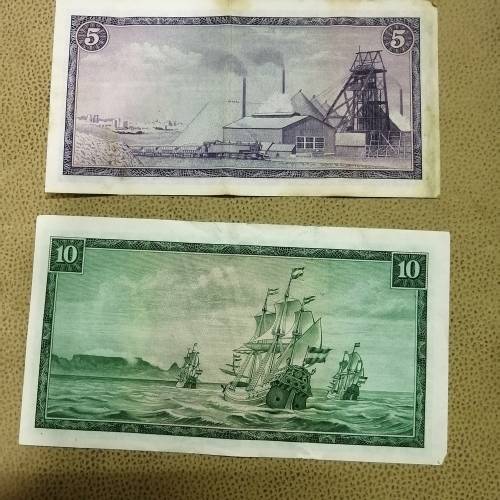 VINTAGE SOUTH AFRICAN 1966 - 1976 BANKNOTES