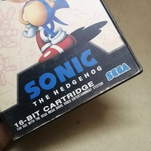 VINTAGE SONIC THE HEDGEHOG SEGA 16 BIT GAME DISK COMPLETE IN BOX