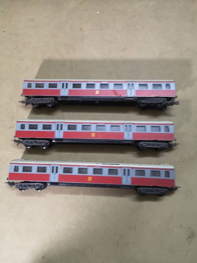 THREE RARE HO LIMA 9147 GP SAR PRETORIA RSA PASSENGER CARS - LIKE NEW