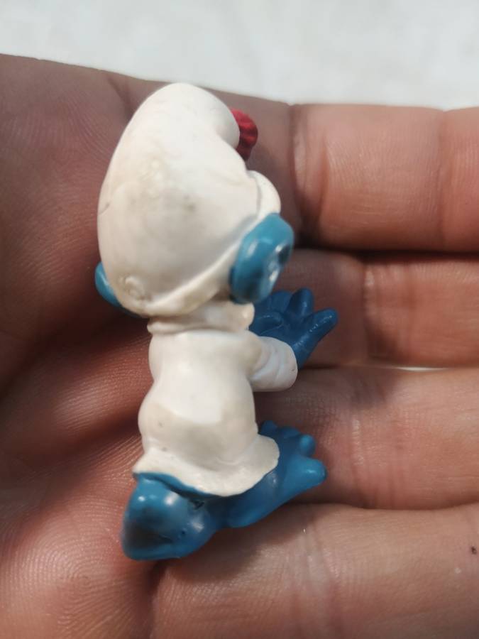 VINTAGE PEYO SMURF 28 OF 35