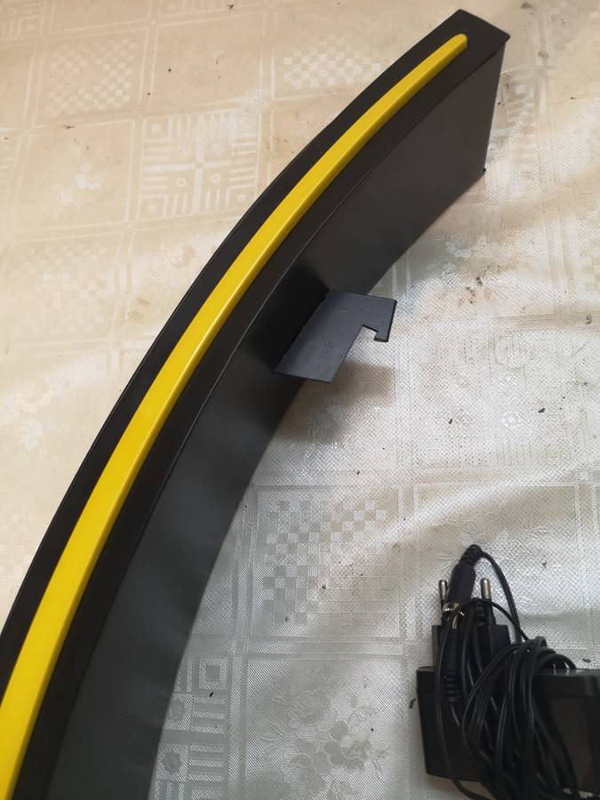 MAGNIFICENT MILLER GENUINE DRAFT MAN CAFE BAR LIGHT DISPLAY