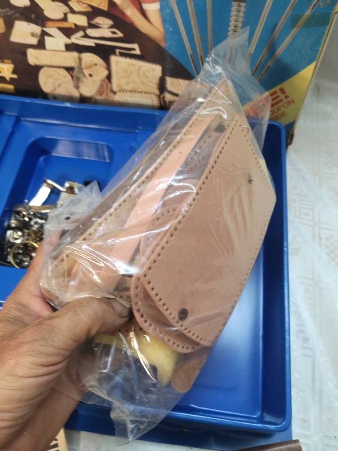 Vintage Tandy Leathercraft Kit - Complete Like New Plus Extras