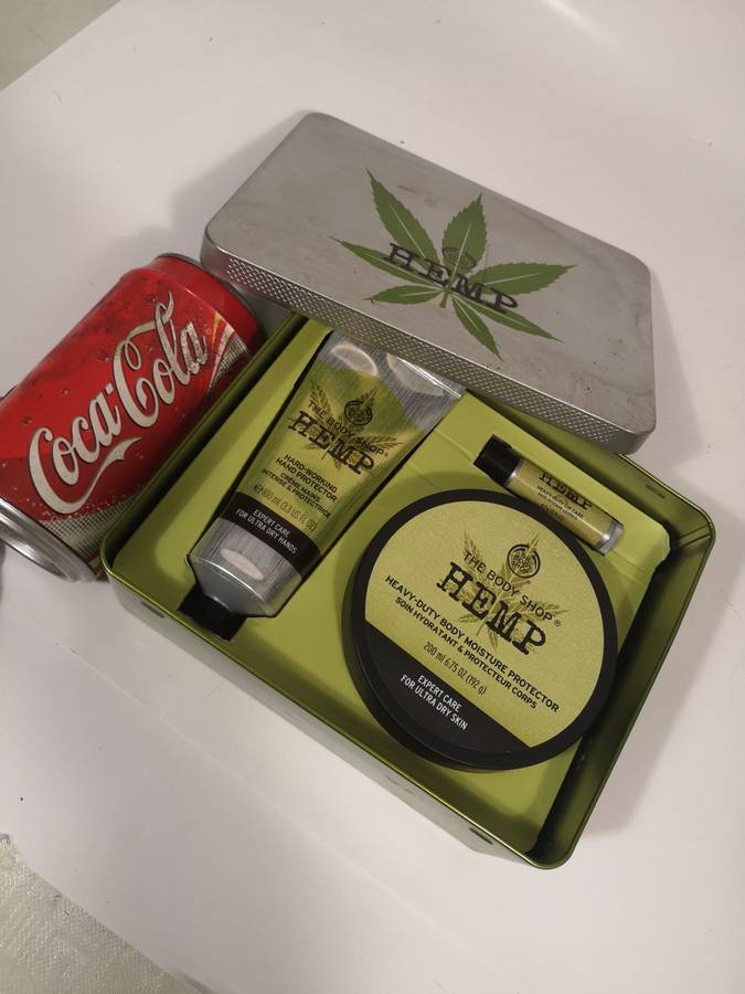NEW THE BODY SHOP HEMP HIGH MOISTURE EXPERT SET HAND PROTECTOR BODY BUTTER LIP