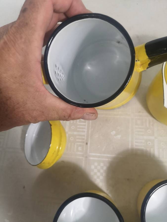 MAGNIFICENT 7PCE YELLOW ENAMEL POLAND TEA SET