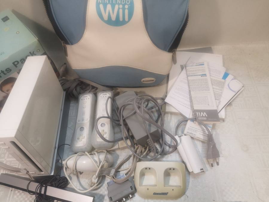 MASSIVE WII GAMING BUNDLE ALL TESTED WORKING