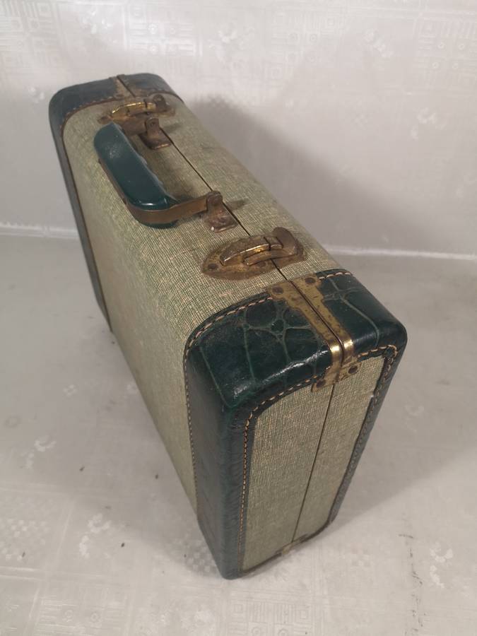 Vintage Sonic Capri 333 Record Player in a Beautiful Case - Working